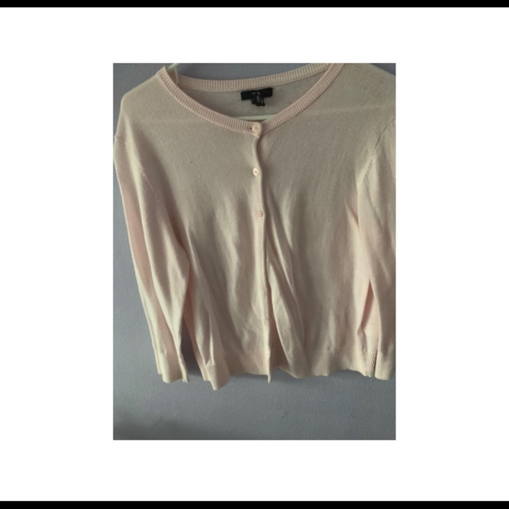 Gap light pink sweater